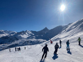 La Soucoupe Courchevel inside