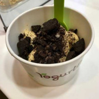 Yogurtland food