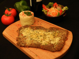 La Casa De La Milanesa food