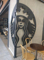 Starbucks roissy food