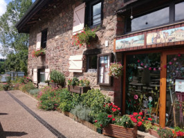 Auberge Meldoise outside