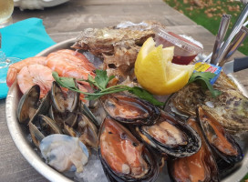 Le Kiosque a Coquillages food