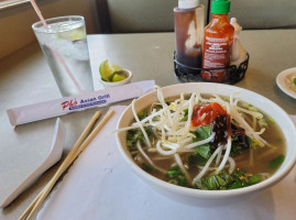 Pho Asian Grill food