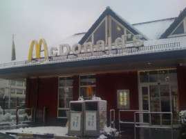 Mcdonald's Hanauer Landstraße outside