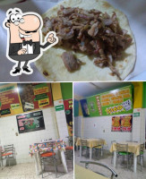 Tacos Lopez inside