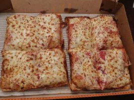 Little Caesars Pizza food