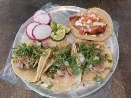 Tacos El Metate food