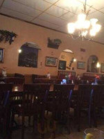 Vito's Italian inside