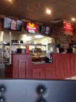 Marcos Pizza inside