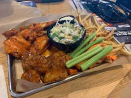 Buffalo Wild Wings food