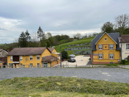 Hotel L'Arbonn'Auberge food