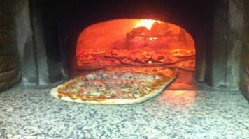 Pizzeria Da Leo food