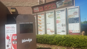 Wendy's outside