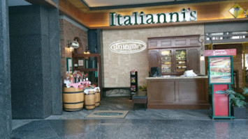 Italianni's food