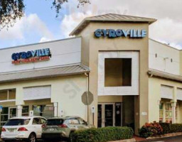 Gyroville Doral inside