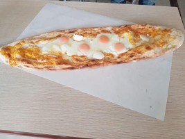 Akın Pide Salonu food