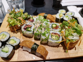 Sashimir Sushi food