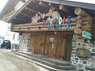 Apres Ski Paradis outside