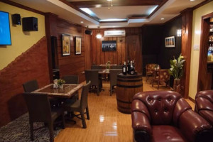 The Pub Resto-Lounge, Bar & KTV food