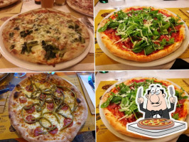 Pizzeria Ca' Martina food