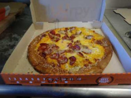 Little Caesars Pizza food