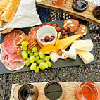 Maison La Belle Vie Winery Amy's Courtyard food