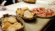 Pane Vino E San Daniele food