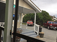 Chincoteague Diner outside