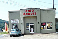 King Donuts Williamsburg outside