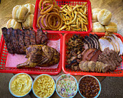 Stanley James Smokehouse food