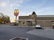 Mcdonald's outside