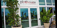 Plnthouse outside