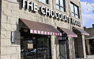 The Chocolate Moose outside