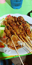 Sate Ayam Sate Sapi Goyang Lidah Pak Maman