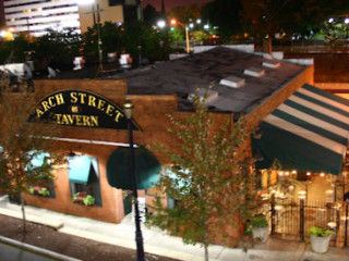 Arch Street Tavern