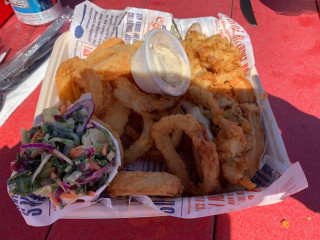 Blount Clam Shack On The Waterfront