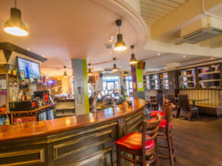 The Custom House Pub