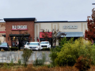 Old Chicago Pizza Taproom Presidio