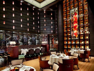 Tin Lung Heen The Ritz Carlton Hong Kong