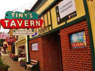 Tiny's Tavern