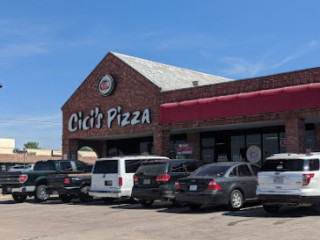 Cicis Pizza