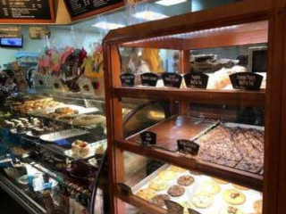 Kneaders Bakery Cafe