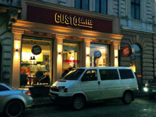 Gusto Coffee