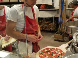 Inizio Pizza Napoletana