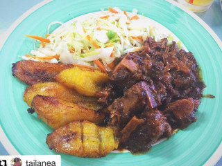 Island Breeze Jamaican Cuisine