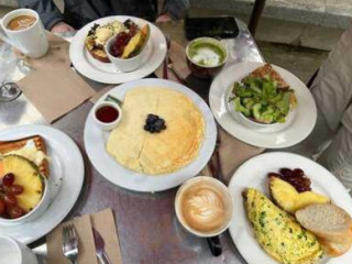 Guglhupf Bakery, Cafe Biergarten