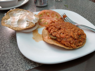 Las Escolleras Mariscos