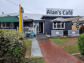 Alan's Cafe