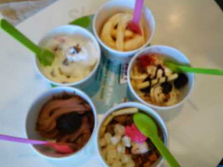 Yogurtland