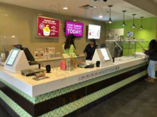 Yogurtland